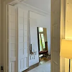 Sada Gallery Iii * Bukarest