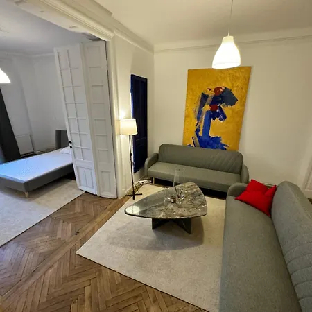 Sada Gallery Iii * Bukurešť