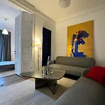 Apartamento Sada Gallery Iii *